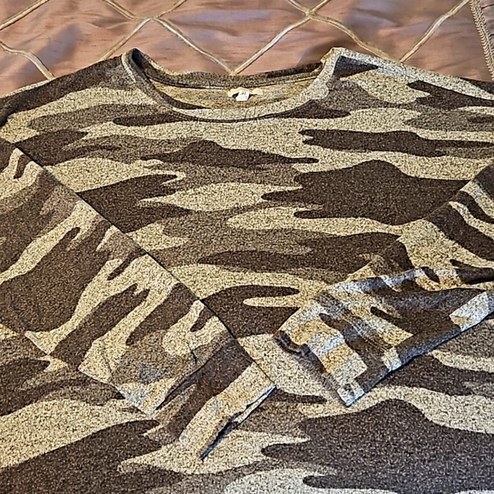 🩶🤍Maurice's sweater-sweater shirt